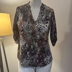Milano Elegant Snake Print V-Neck Blouse
